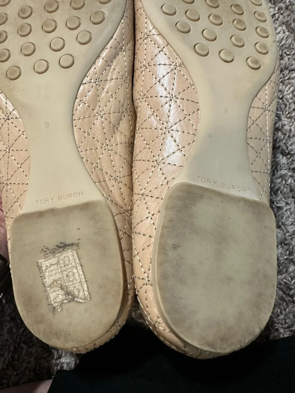 Tory Burch Beige Quilted Leather Logo Ballet Flats with Gold  & Silver Emblem/ 9